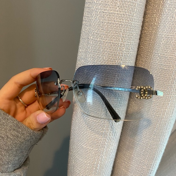Vintage Chanel Rimless Sunglasses - Picture 3 of 4